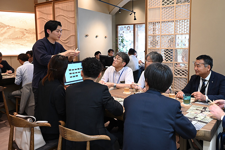 タニハタ 組子座 団体見学